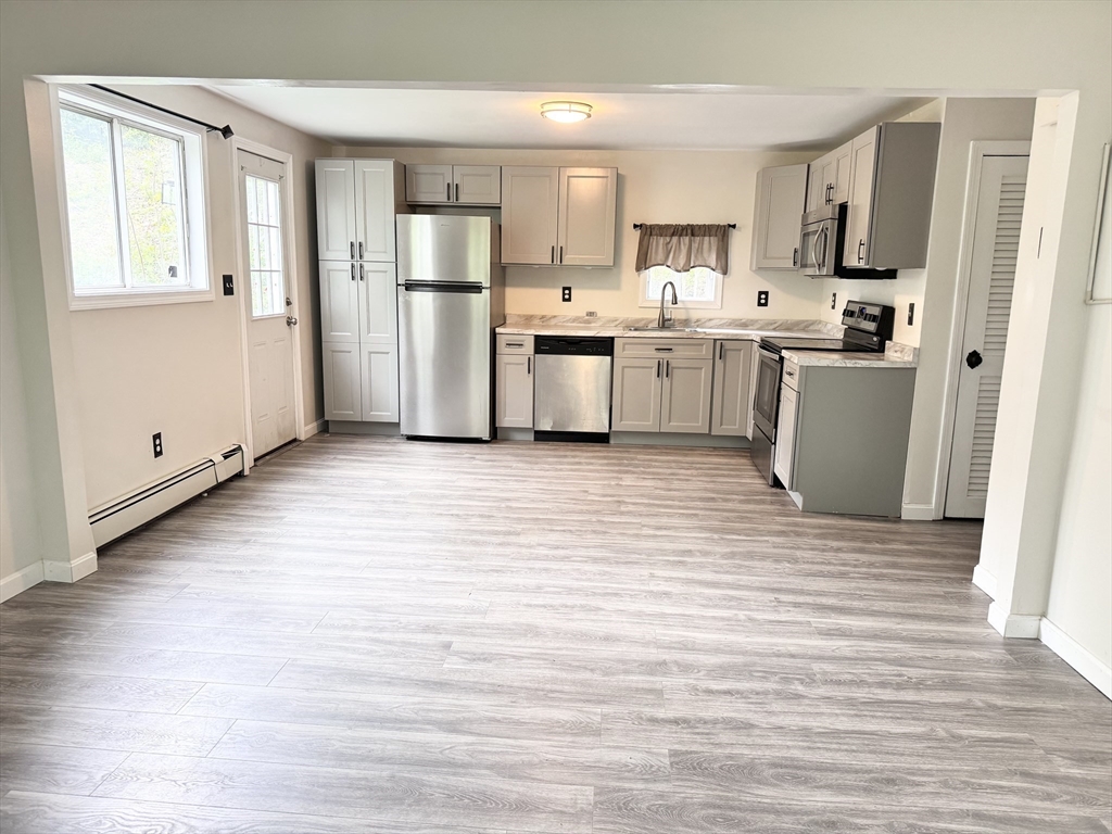 2 bed, 1 bath apartment for rent at 172 -174 Sanborn St Unit 172, Fitchburg — photo 7 of 17