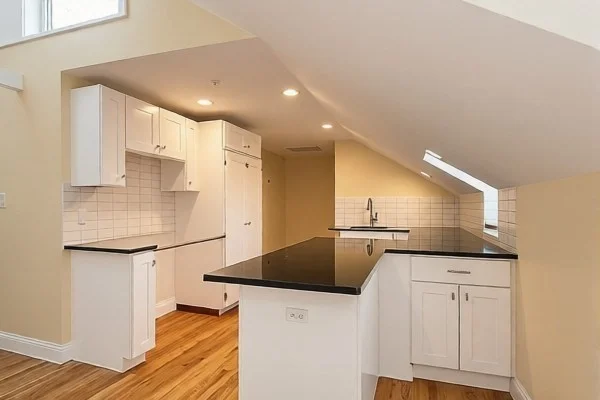 1 bed, 1 bath apartment for rent at 172 Auburn St Unit 0, Cambridgeport — photo 5 of 19