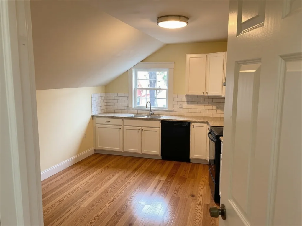 1 bed, 1 bath apartment for rent at 172 Auburn St Unit 0, Cambridgeport — photo 18 of 19