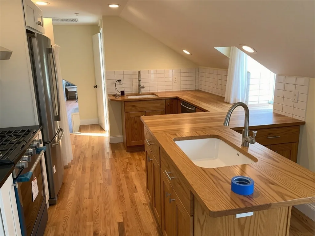1 bed, 1 bath apartment for rent at 172 Auburn St Unit 0, Cambridgeport — photo 13 of 19