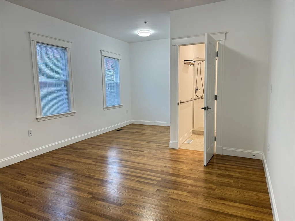 1 bed, 1 bath apartment for rent at 172 Auburn St Unit 2, Cambridgeport — photo 11 of 23