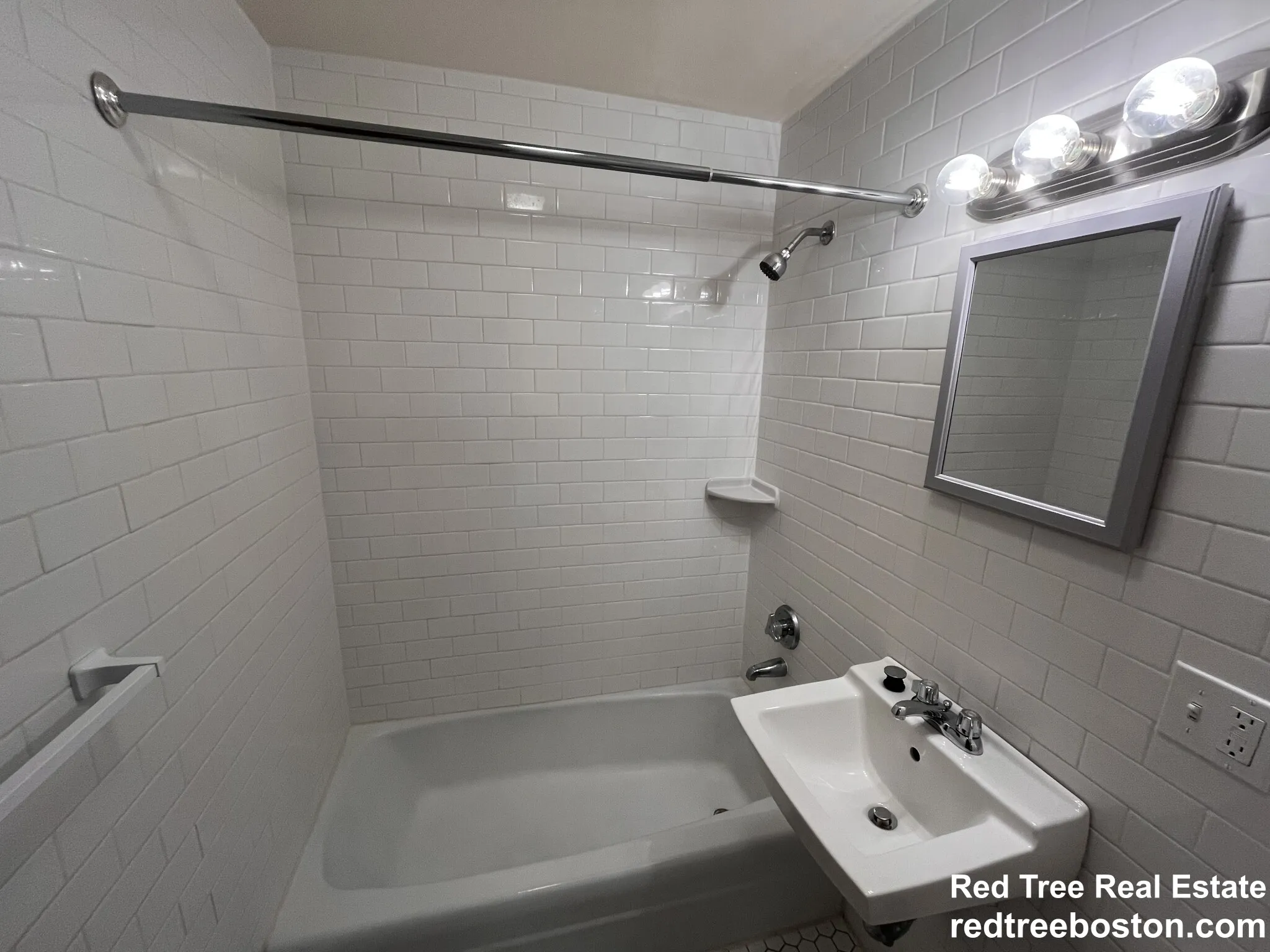 2 bed, 1 bath apartment for rent at 172 Beacon St Unit 3, Back Bay — photo 10 of 20