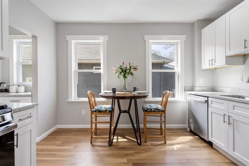 2 bed, 1 bath apartment for rent at 172 Beech St Unit 2, Belmont