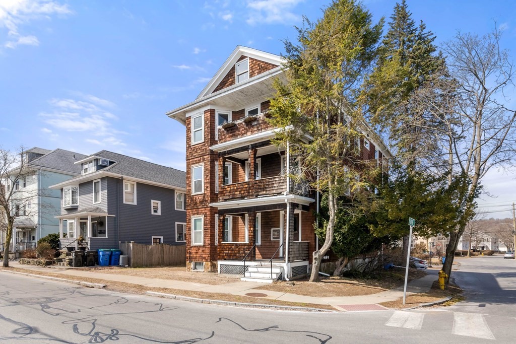 2 bed, 1 bath apartment for rent at 172 Beech St Unit 2, Belmont — photo 22 of 22