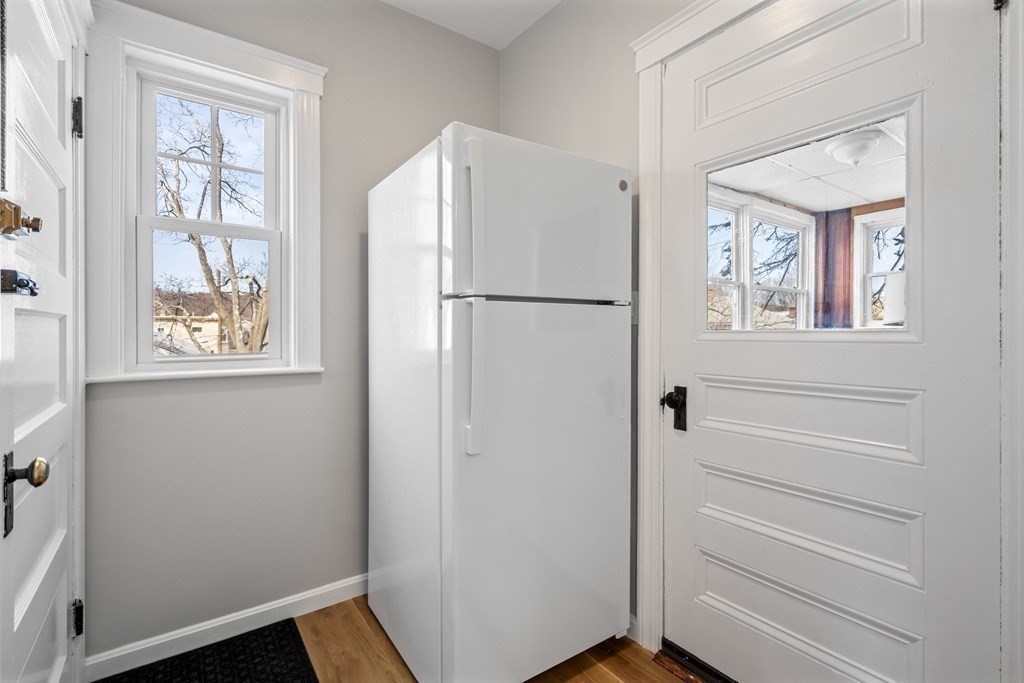 2 bed, 1 bath apartment for rent at 172 Beech St Unit 2, Belmont — photo 15 of 22