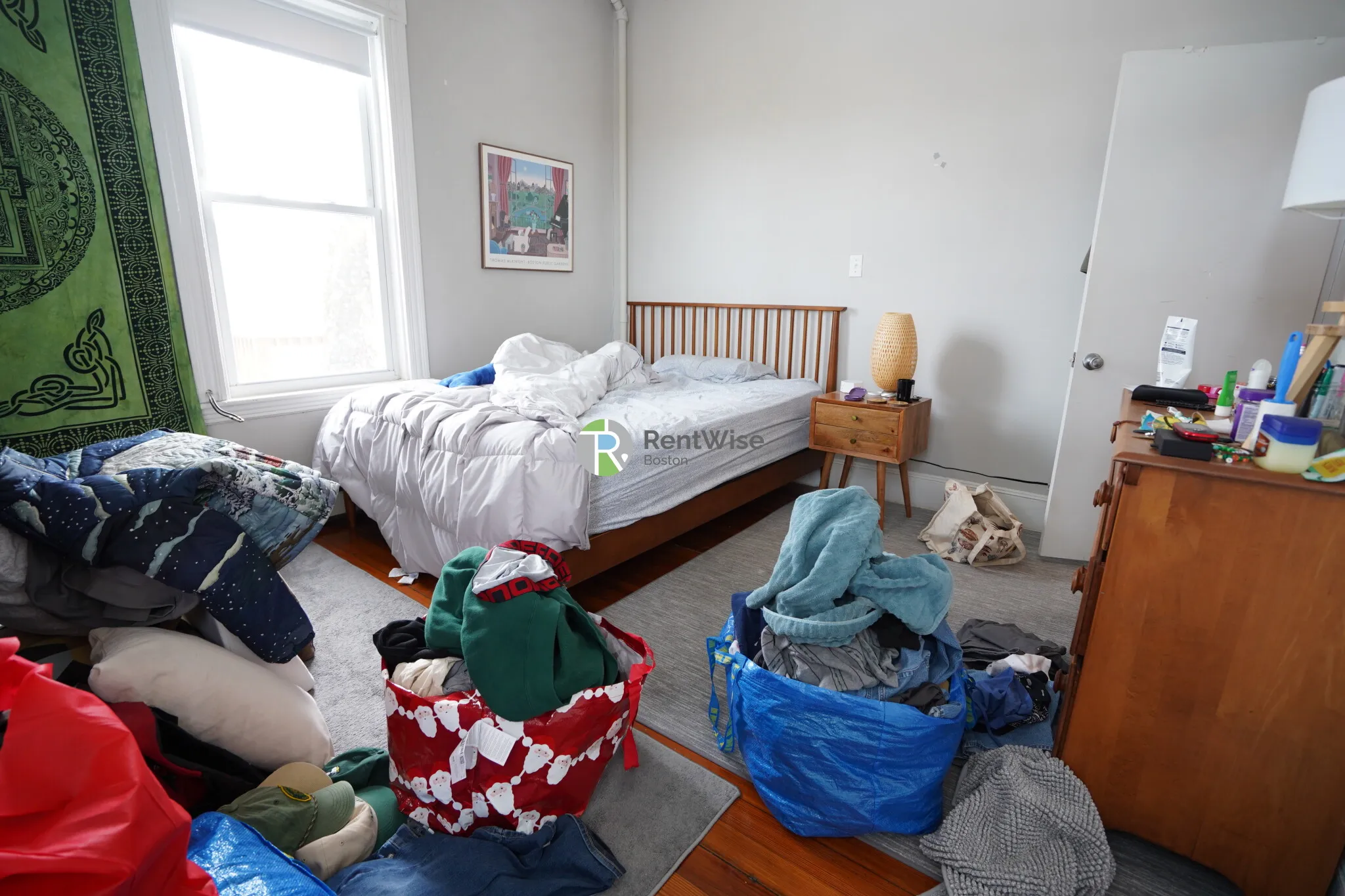 4 bed, 2 bath apartment for rent at 172 Bigelow St Unit 01, Oak Square — photo 20 of 23