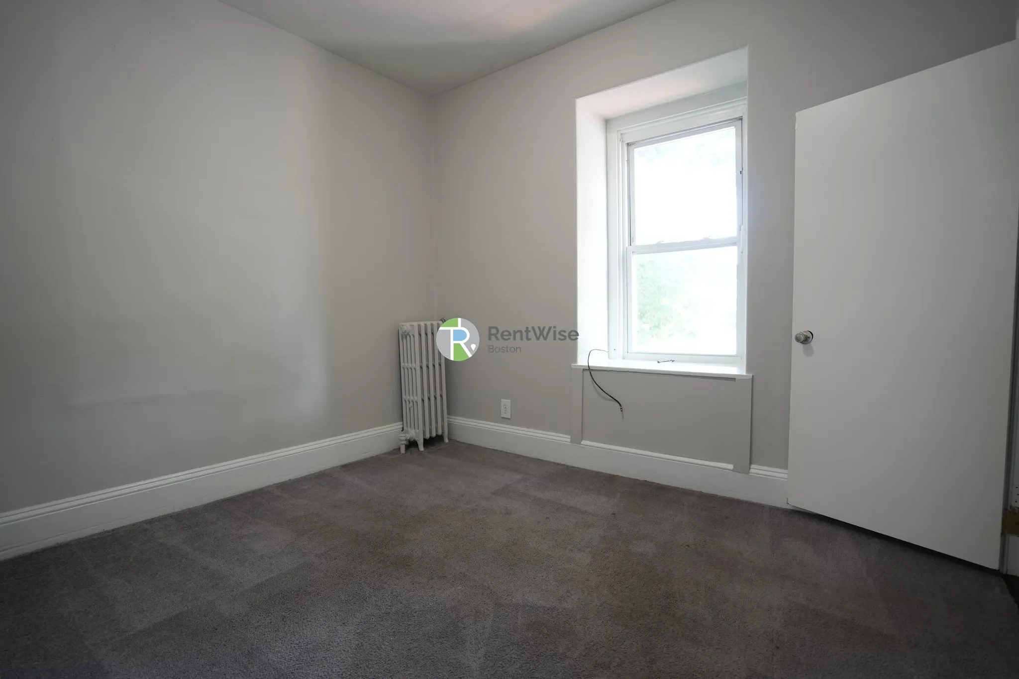 4 bed, 2 bath apartment for rent at 172 Bigelow St Unit 02, Oak Square — photo 18 of 25