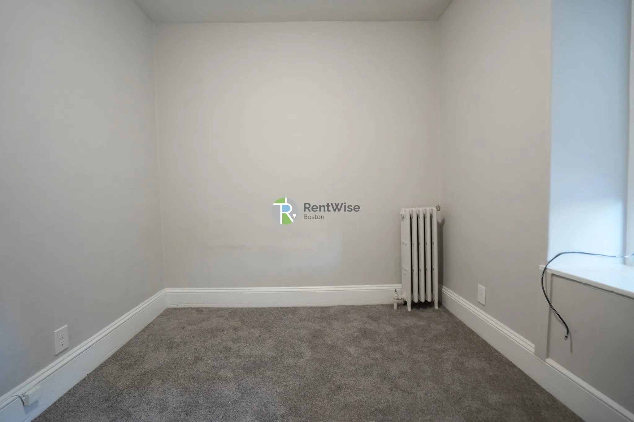 4 bed, 2 bath apartment for rent at 172 Bigelow St Unit 02, Oak Square — photo 14 of 26