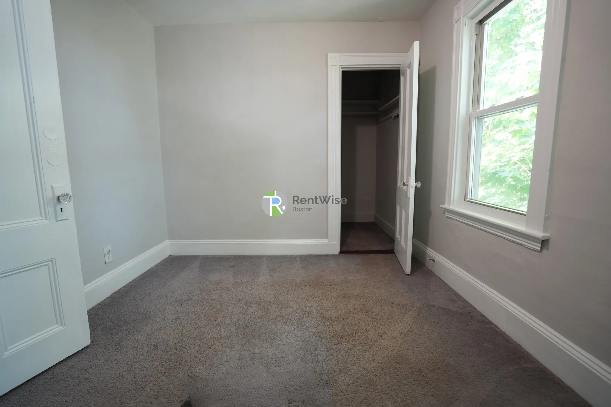 4 bed, 2 bath apartment for rent at 172 Bigelow St Unit 02, Oak Square — photo 16 of 25