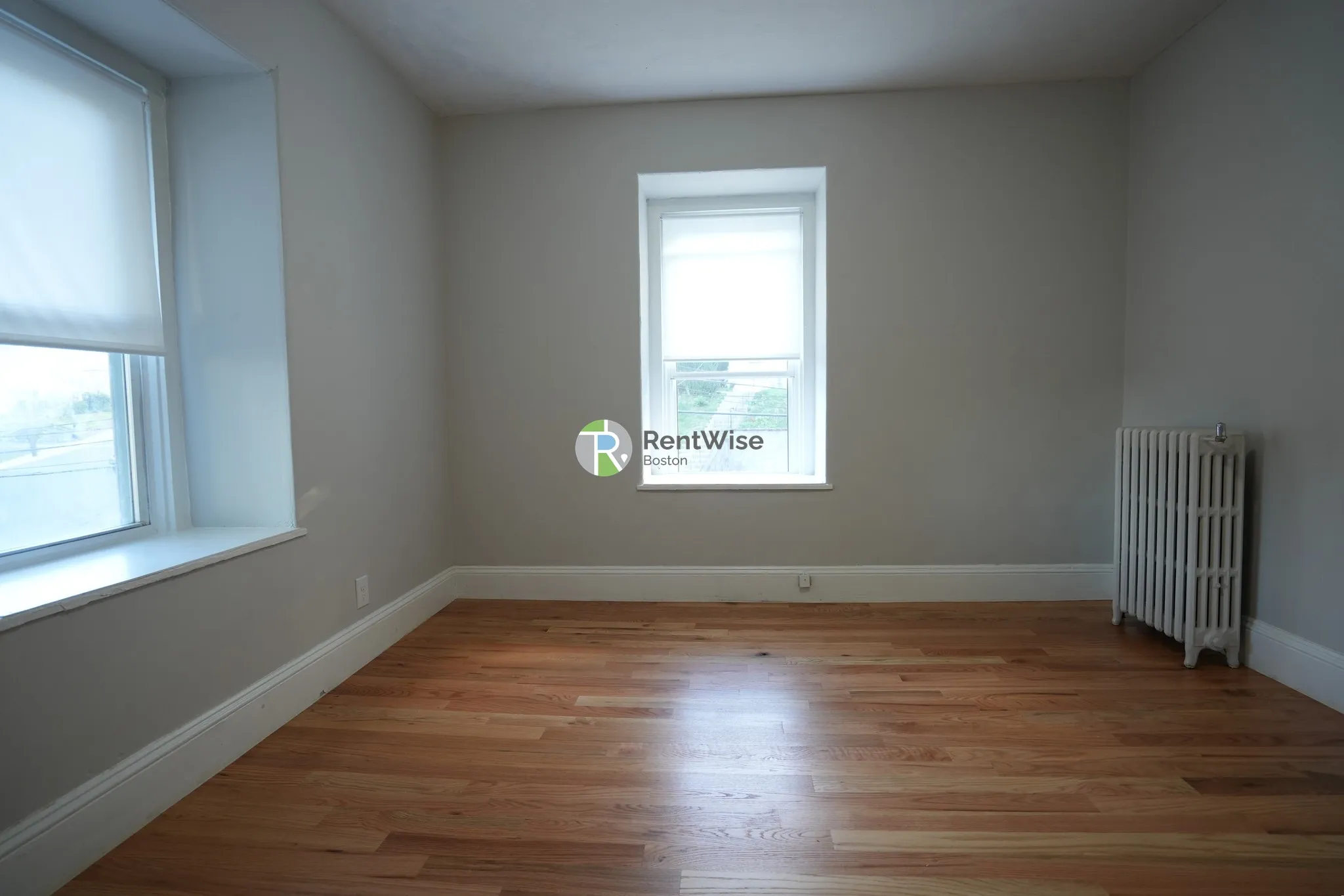 4 bed, 2 bath apartment for rent at 172 Bigelow St Unit 02, Oak Square — photo 11 of 26