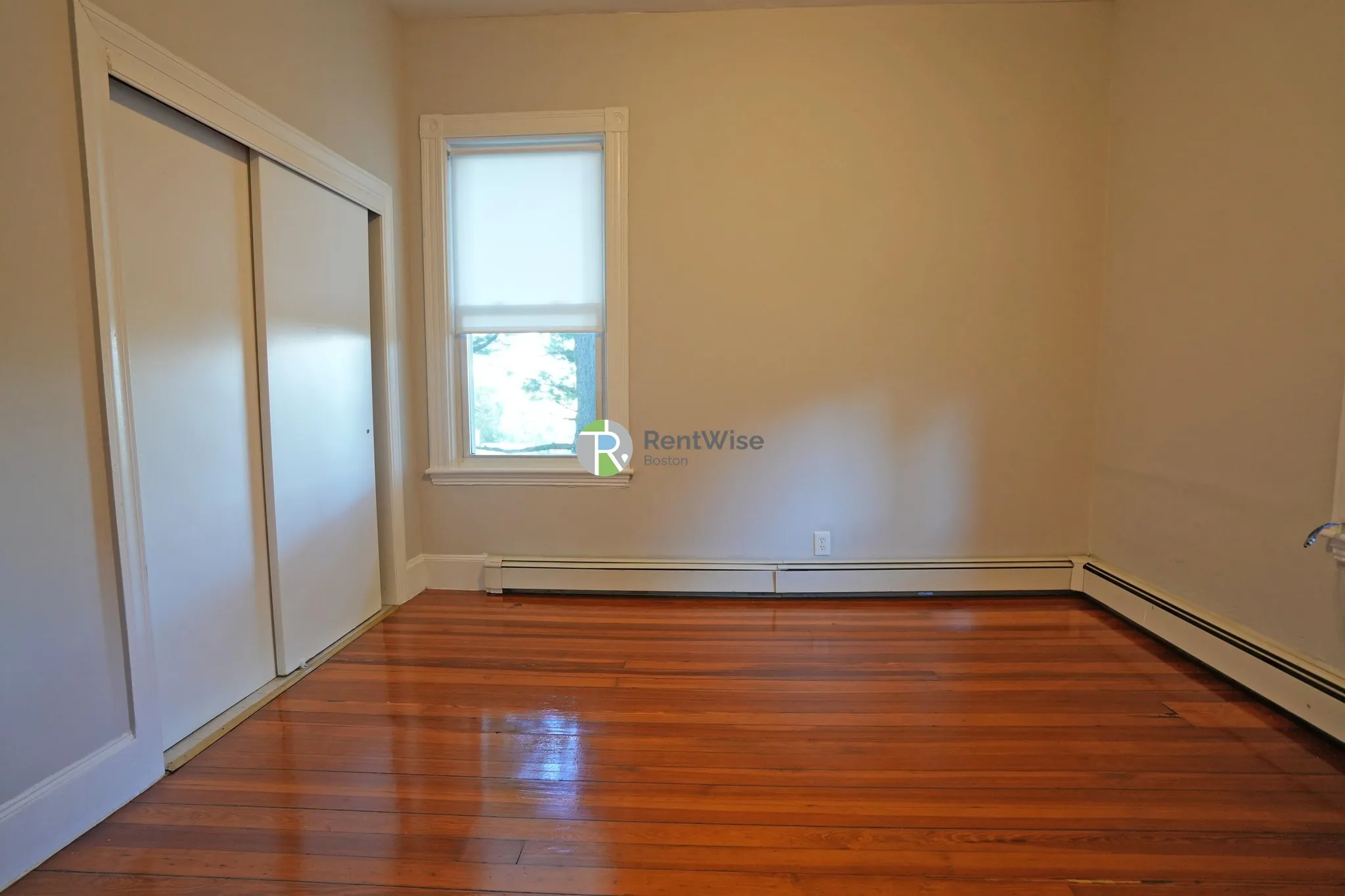 4 bed, 2 bath apartment for rent at 172 Bigelow St Unit 1, Oak Square — photo 22 of 26