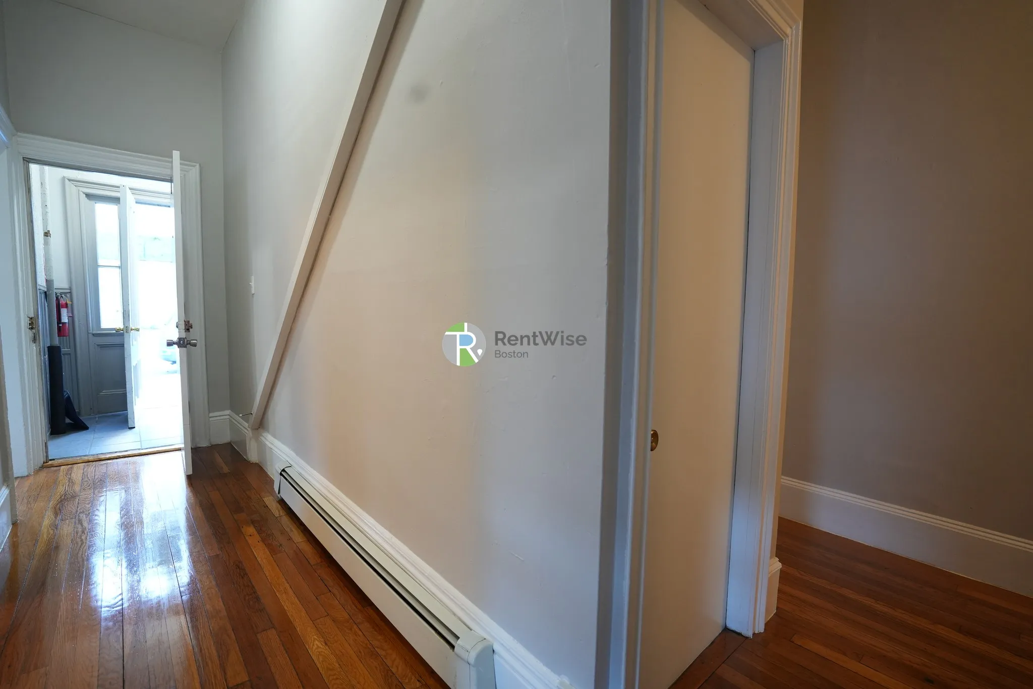 4 bed, 2 bath apartment for rent at 172 Bigelow St Unit 1, Oak Square — photo 16 of 26
