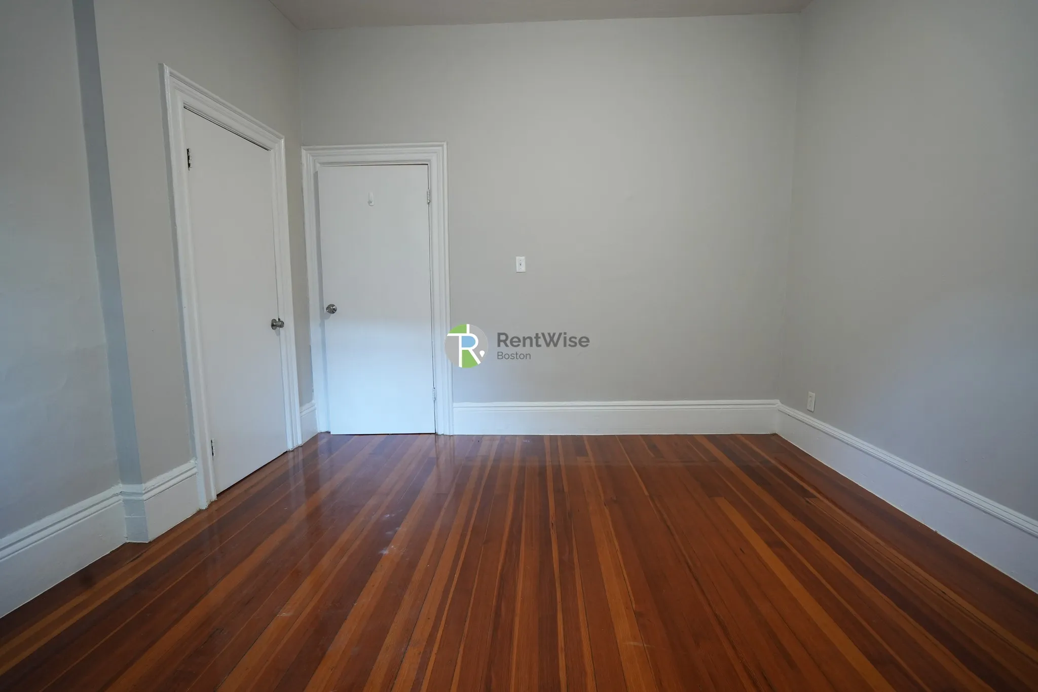 4 bed, 2 bath apartment for rent at 172 Bigelow St Unit 1, Oak Square — photo 15 of 26