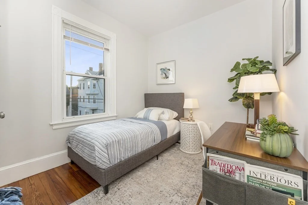 4 bed, 2 bath apartment for rent at 172 Boylston Unit 2, Jamaica Plain — photo 9 of 14