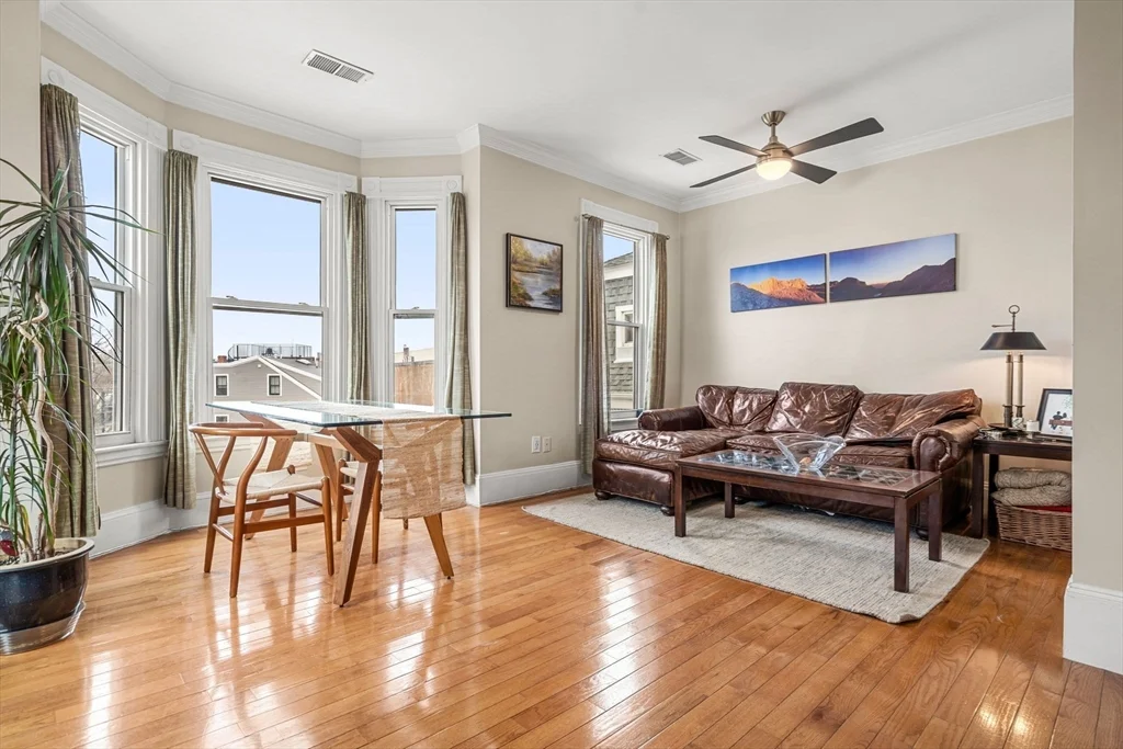 2 bed, 1 bath apartment for rent at 172 Dorchester St Unit 3, South Boston — photo 6 of 24