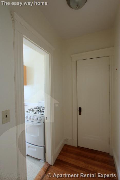 1 bed, 1 bath apartment for rent at 172 Maple St Unit 203, Malden Center — photo 10 of 12