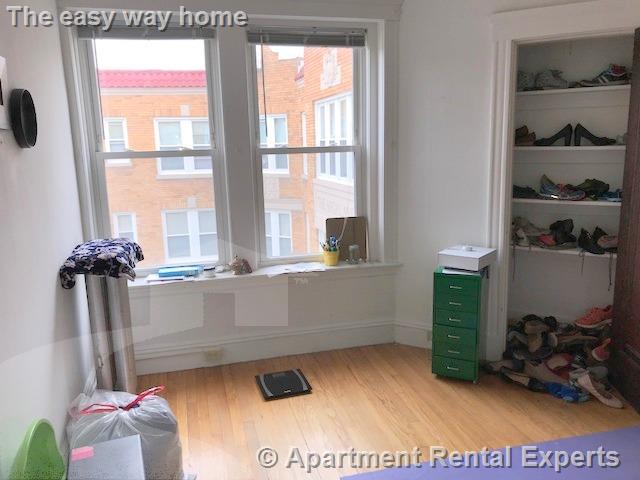 2 bed, 1 bath apartment for rent at 172 Maple St Unit 301, Malden Center — photo 3 of 12