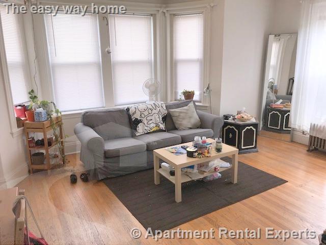 2 bed, 1 bath apartment for rent at 172 Maple St Unit 301, Malden Center