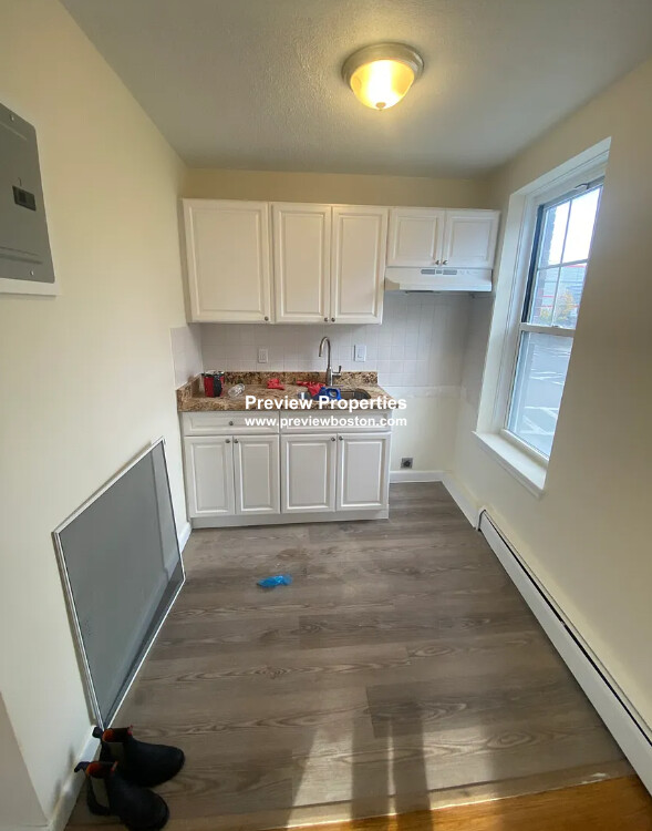 1 bed, 1 bath apartment for rent at 172 North Beacon St Unit 11P, Brighton — photo 2 of 7
