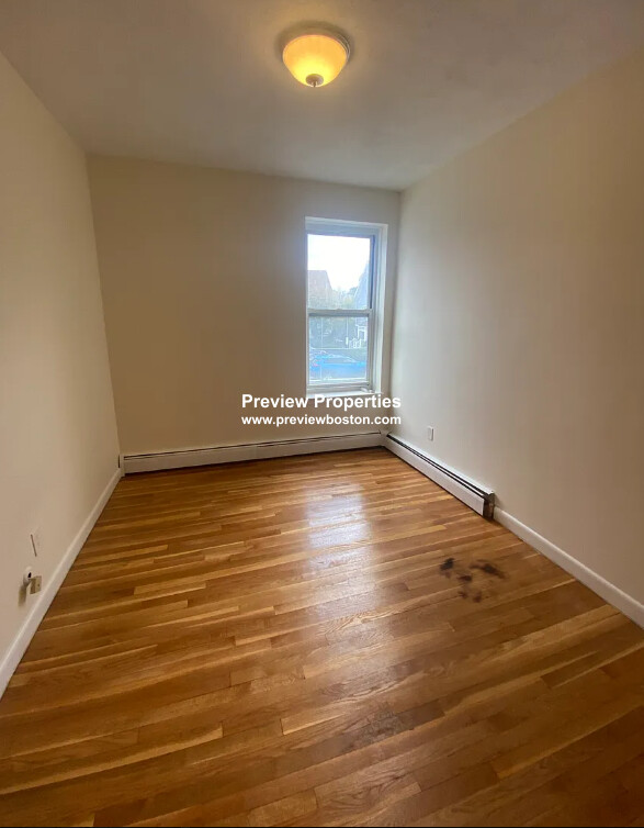 1 bed, 1 bath apartment for rent at 172 North Beacon St Unit 11P, Brighton — photo 4 of 7