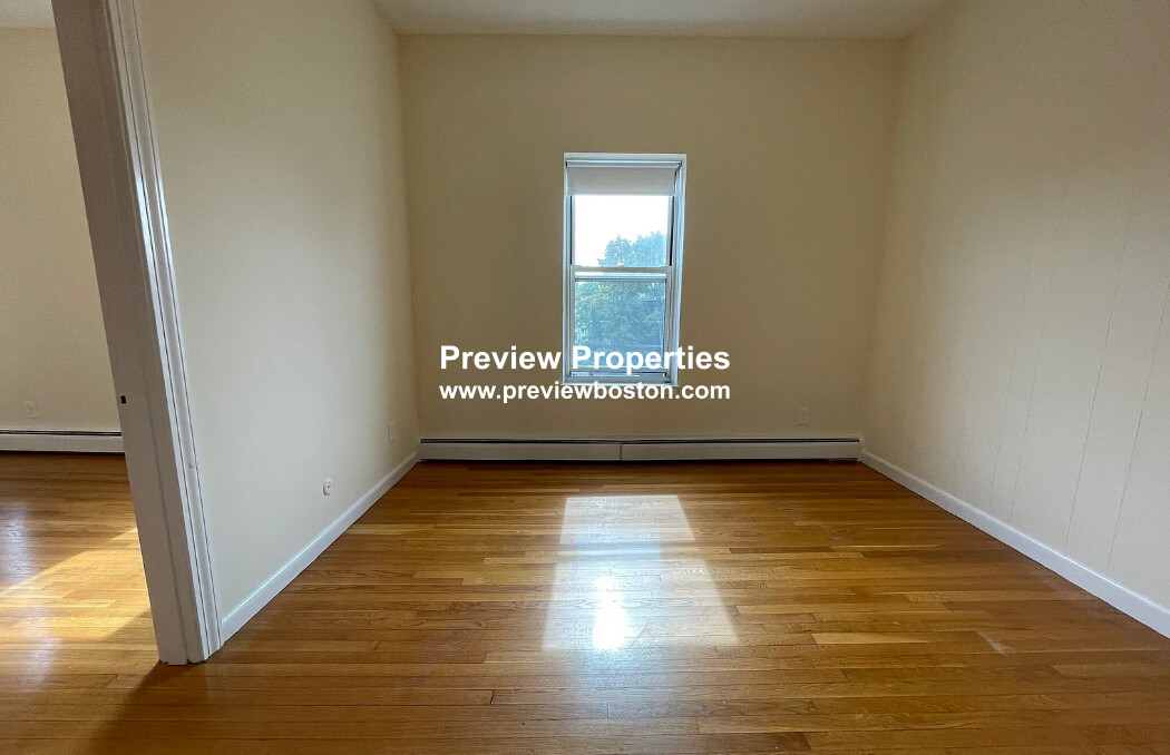 1 bed, 1 bath apartment for rent at 172 North Beacon St Unit 12P, Brighton