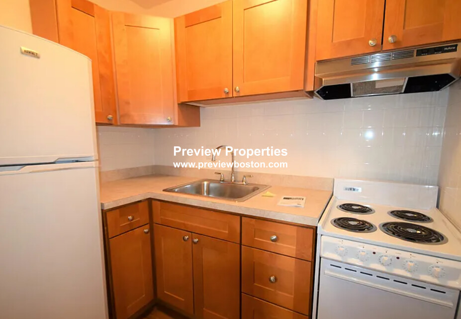 1 bed, 1 bath apartment for rent at 172 North Beacon St Unit 24P, Brighton — photo 2 of 7