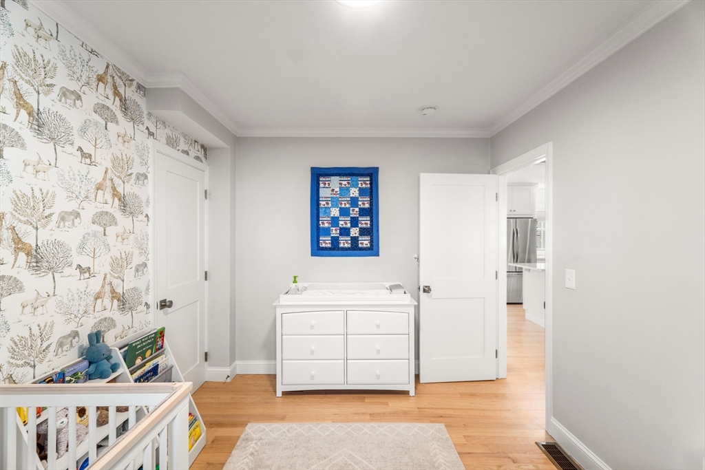 3 bed, 3 bath apartment for rent at 172 Orchard St Unit 172, Watertown — photo 15 of 30