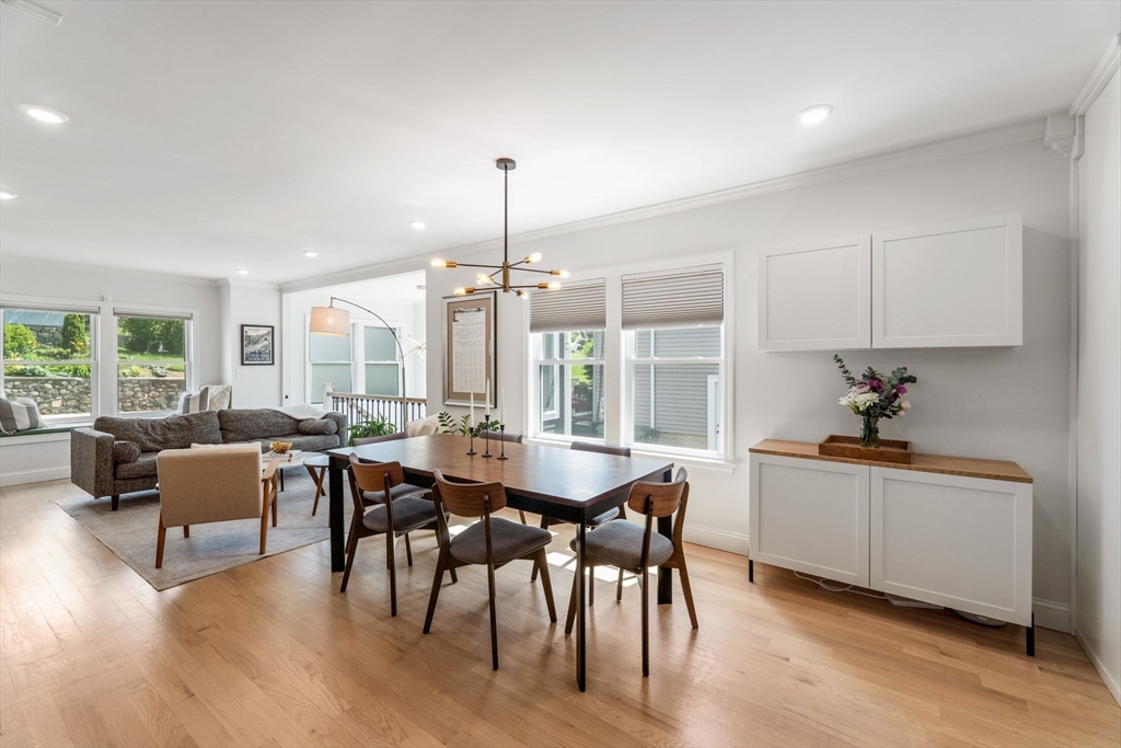 3 bed, 3 bath apartment for rent at 172 Orchard St Unit 172, Watertown — photo 4 of 30
