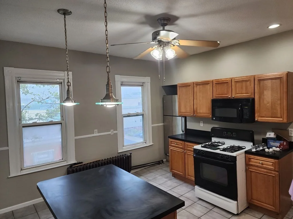 2 bed, 1 bath apartment for rent at 172 Putnam St Unit 3, East Boston — photo 2 of 7