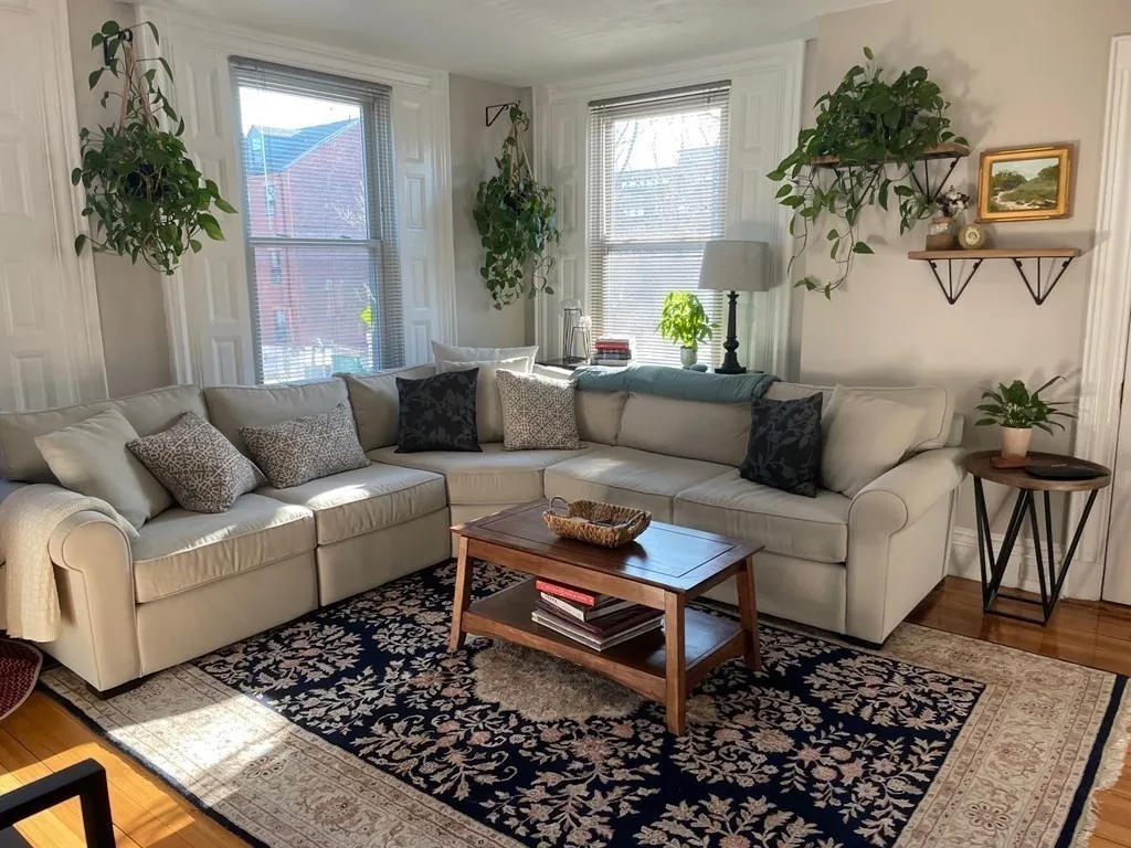 1 bed, 1 bath apartment for rent at 172 Sumner St Unit 1, East Boston — photo 1 of 14