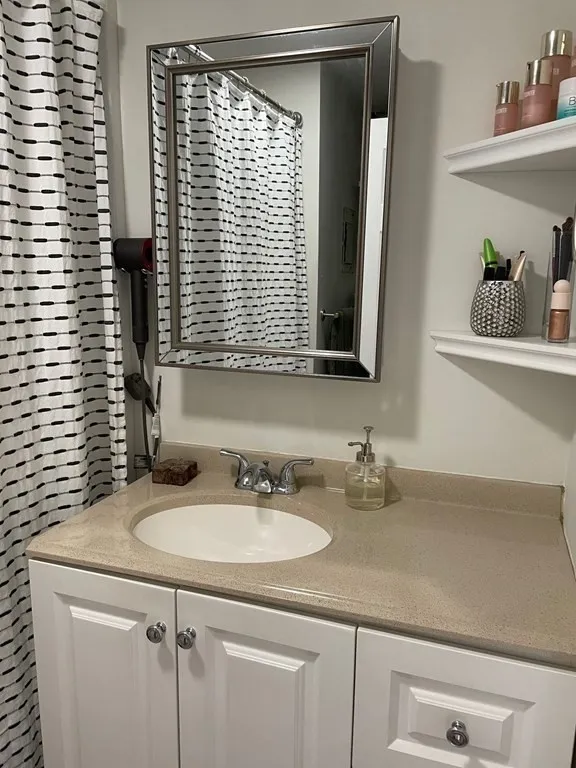 1 bed, 1 bath apartment for rent at 172 Sumner St Unit 1, East Boston — photo 6 of 14