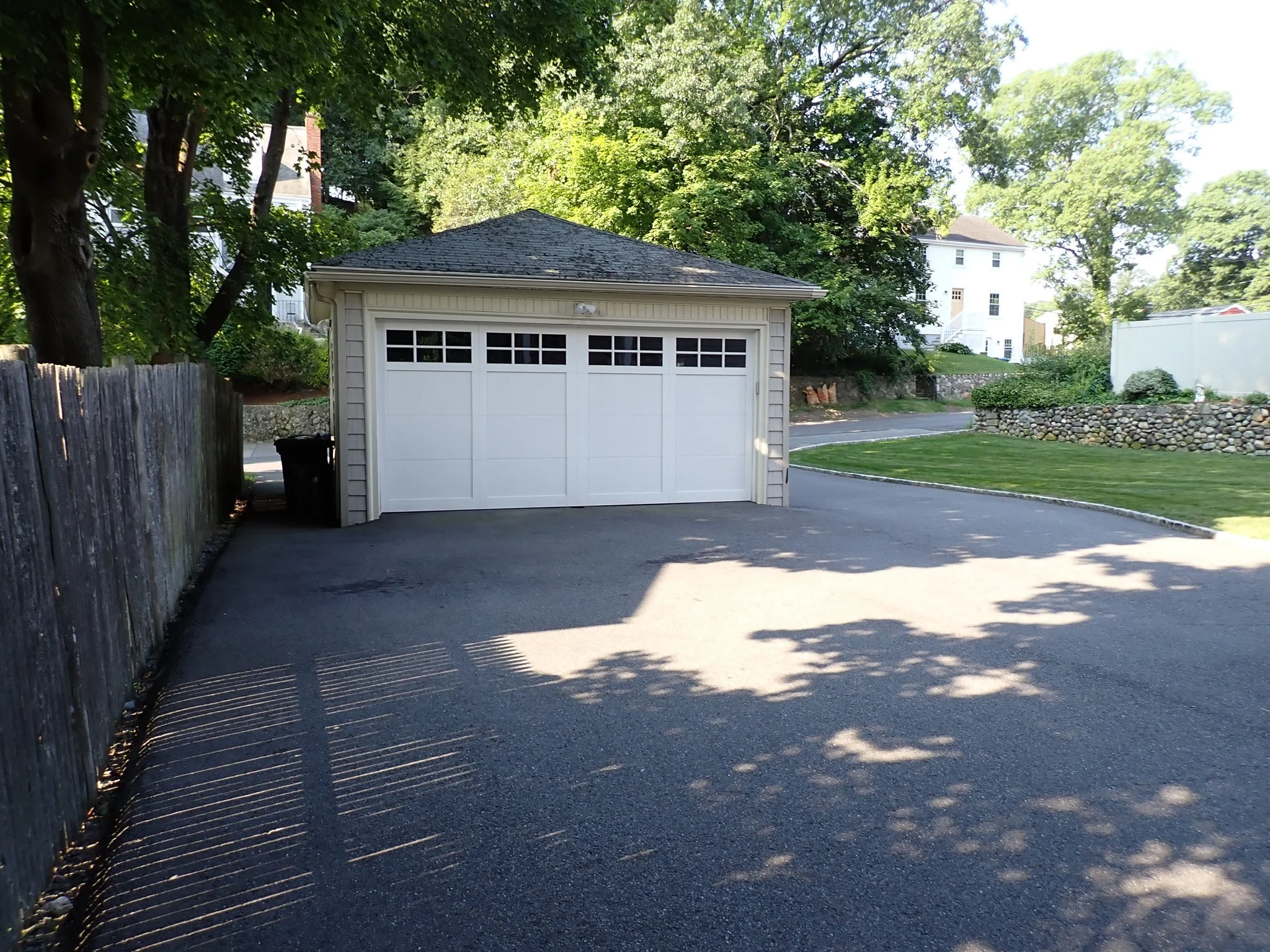 4 bed, 2 bath apartment for rent at 172 Weston St Unit 2, Waltham — photo 4 of 33