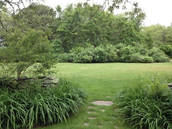 4 bed, 2 bath apartment for rent at 1720 Main Rd Unit Weekly, Westport Point — photo 5 of 24