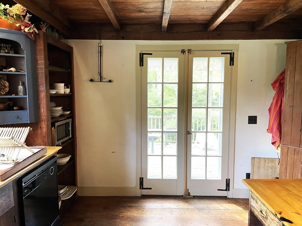 4 bed, 2 bath apartment for rent at 1720 Main Rd Unit WINTER, Westport Point — photo 11 of 24