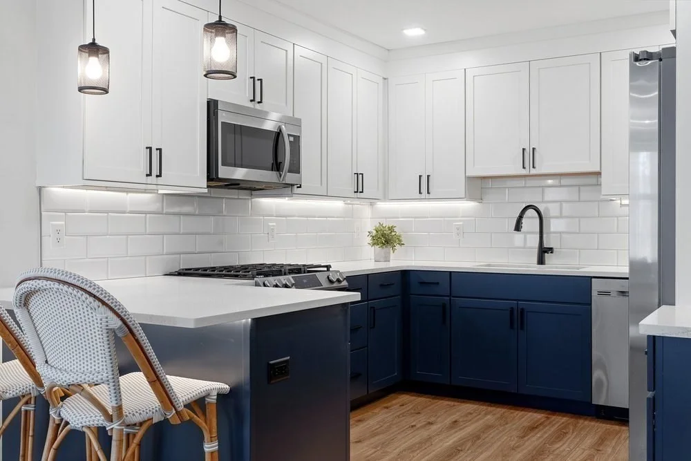 2 bed, 2 bath apartment for rent at 1721 Centre St Unit 304 R, West Roxbury — photo 2 of 33