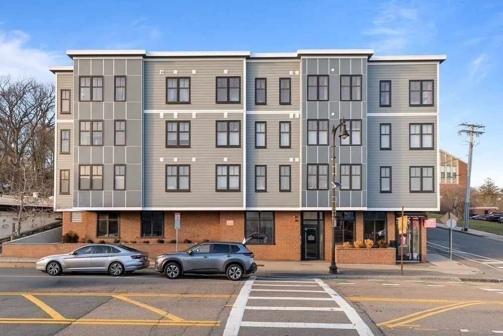 2 bed, 2 bath apartment for rent at 1721 Centre St Unit 304 R, West Roxbury — photo 30 of 33