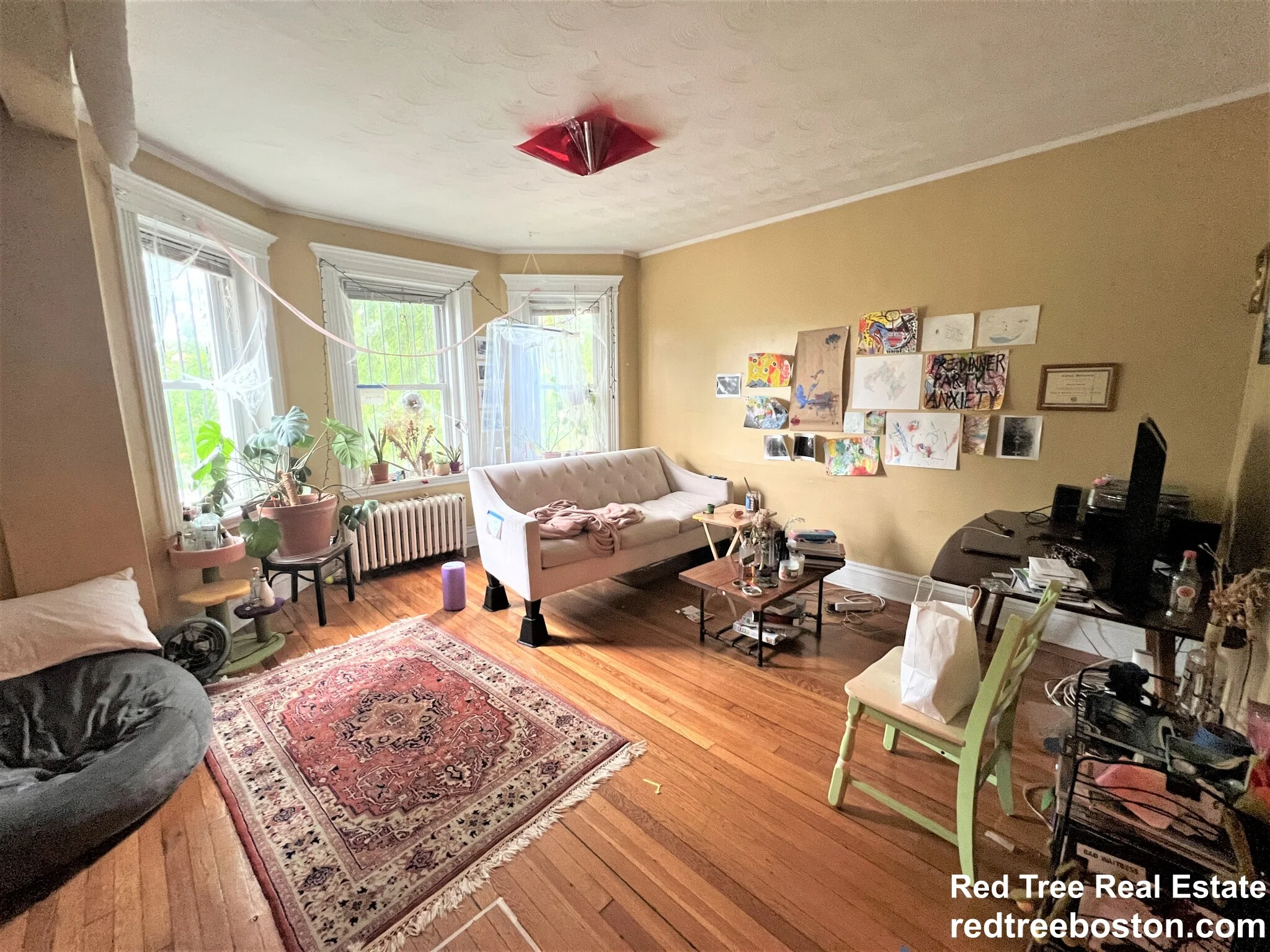 3 bed, 1.5 bath apartment for rent at 1721 Commonwealth Ave Unit 1 COPY, Brighton