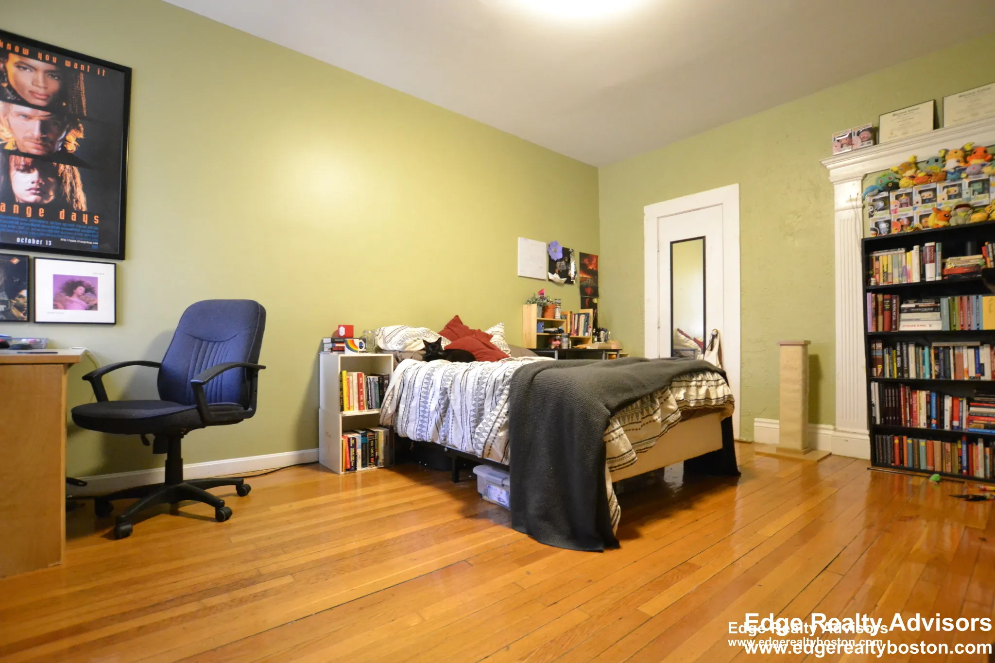 4 bed, 1.5 bath apartment for rent at 1721 Commonwealth Ave Unit 2, Brighton — photo 2 of 8