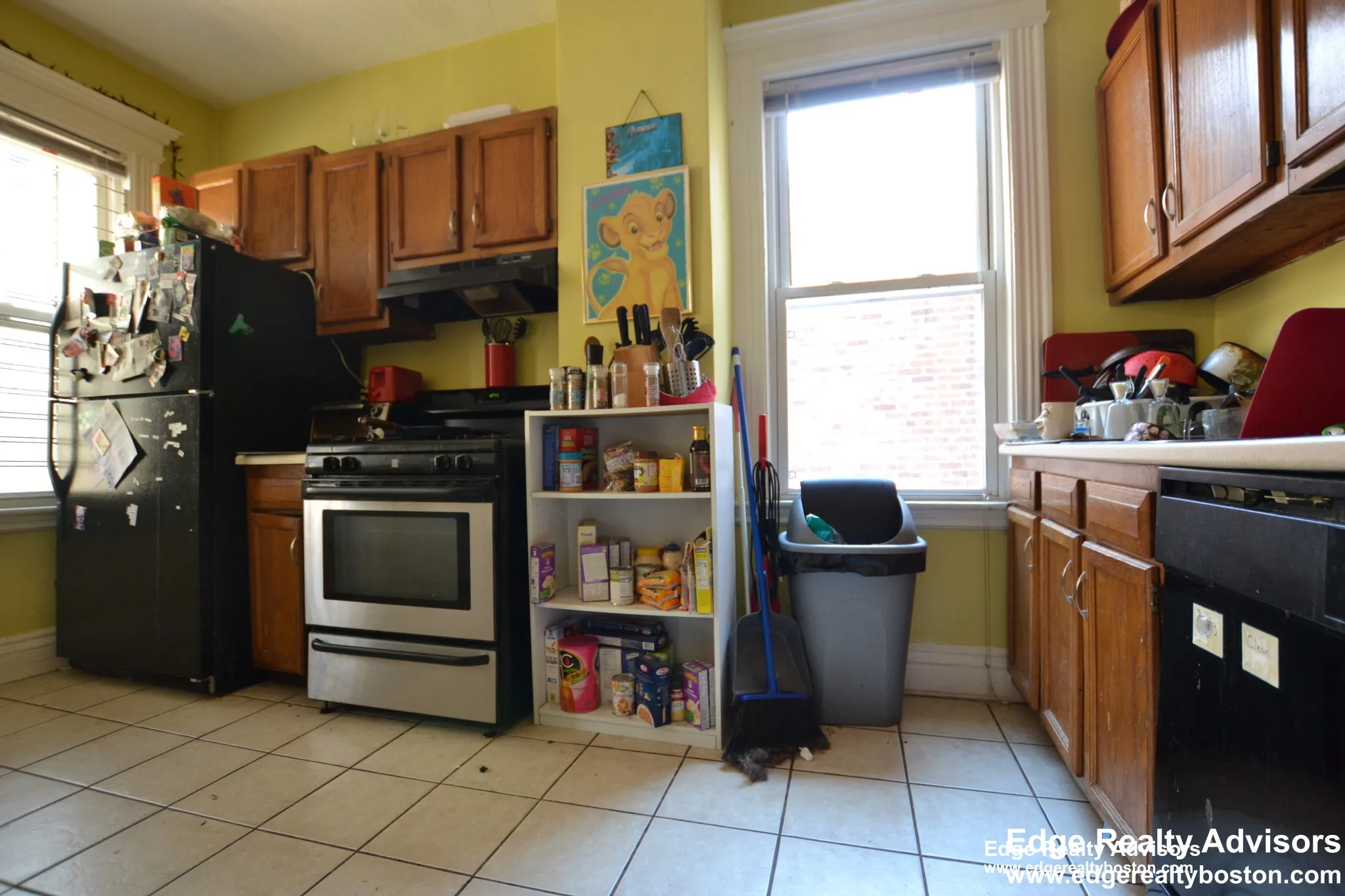 4 bed, 1.5 bath apartment for rent at 1721 Commonwealth Ave Unit 2, Brighton — photo 6 of 8