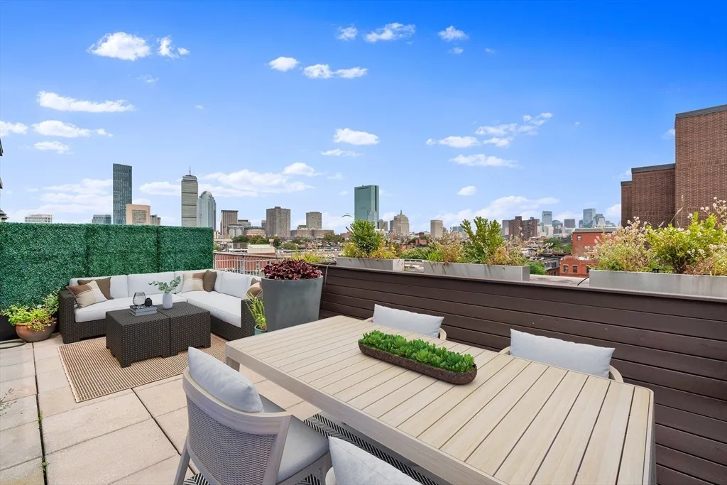 2 bed, 2 bath apartment for rent at 1721 Washington St Unit 610, South End — photo 17 of 40
