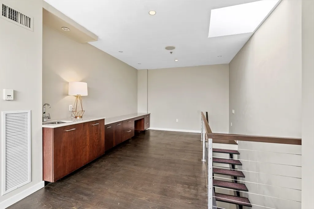 2 bed, 2 bath apartment for rent at 1721 Washington St Unit 610, South End — photo 27 of 40