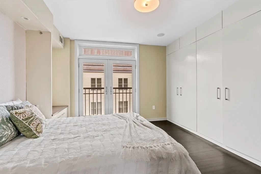 2 bed, 2 bath apartment for rent at 1721 Washington St Unit 610, South End — photo 24 of 40