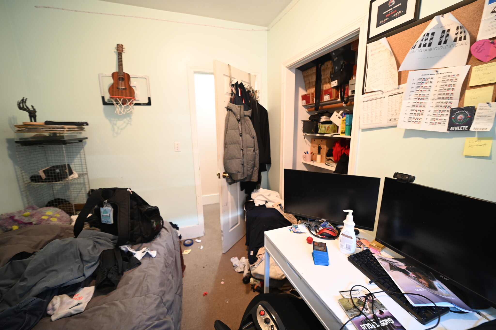 3 bed, 1.5 bath apartment for rent at 1722 Beacon St Unit 1, Washington Square — photo 11 of 17