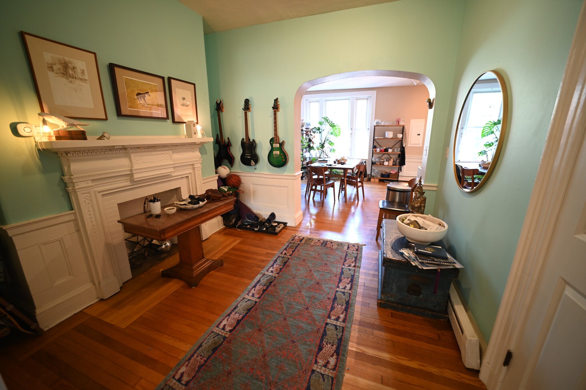 3 bed, 1.5 bath apartment for rent at 1722 Beacon St Unit 1, Washington Square — photo 3 of 17
