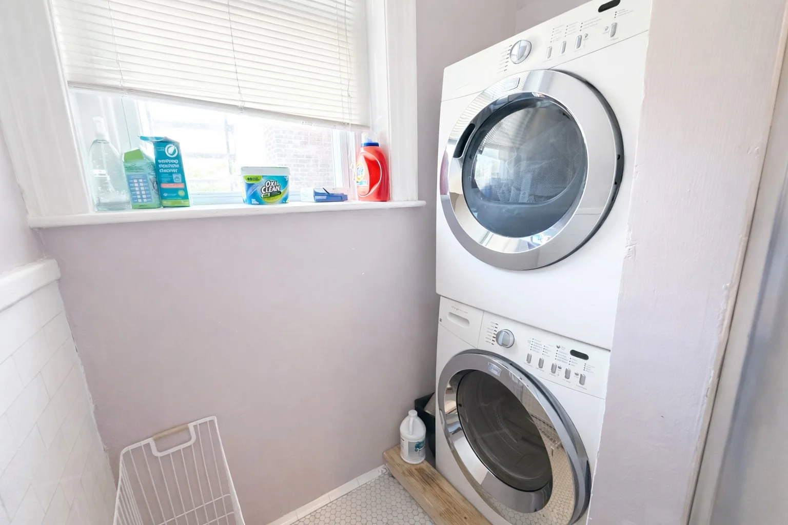 1 bed, 1 bath apartment for rent at 1722 Beacon St Unit 2, Washington Square — photo 8 of 11