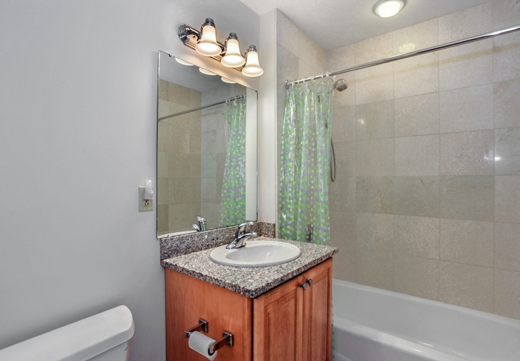 2 bed, 2 bath apartment for rent at 1723 Washington St Unit 306, South End — photo 12 of 15