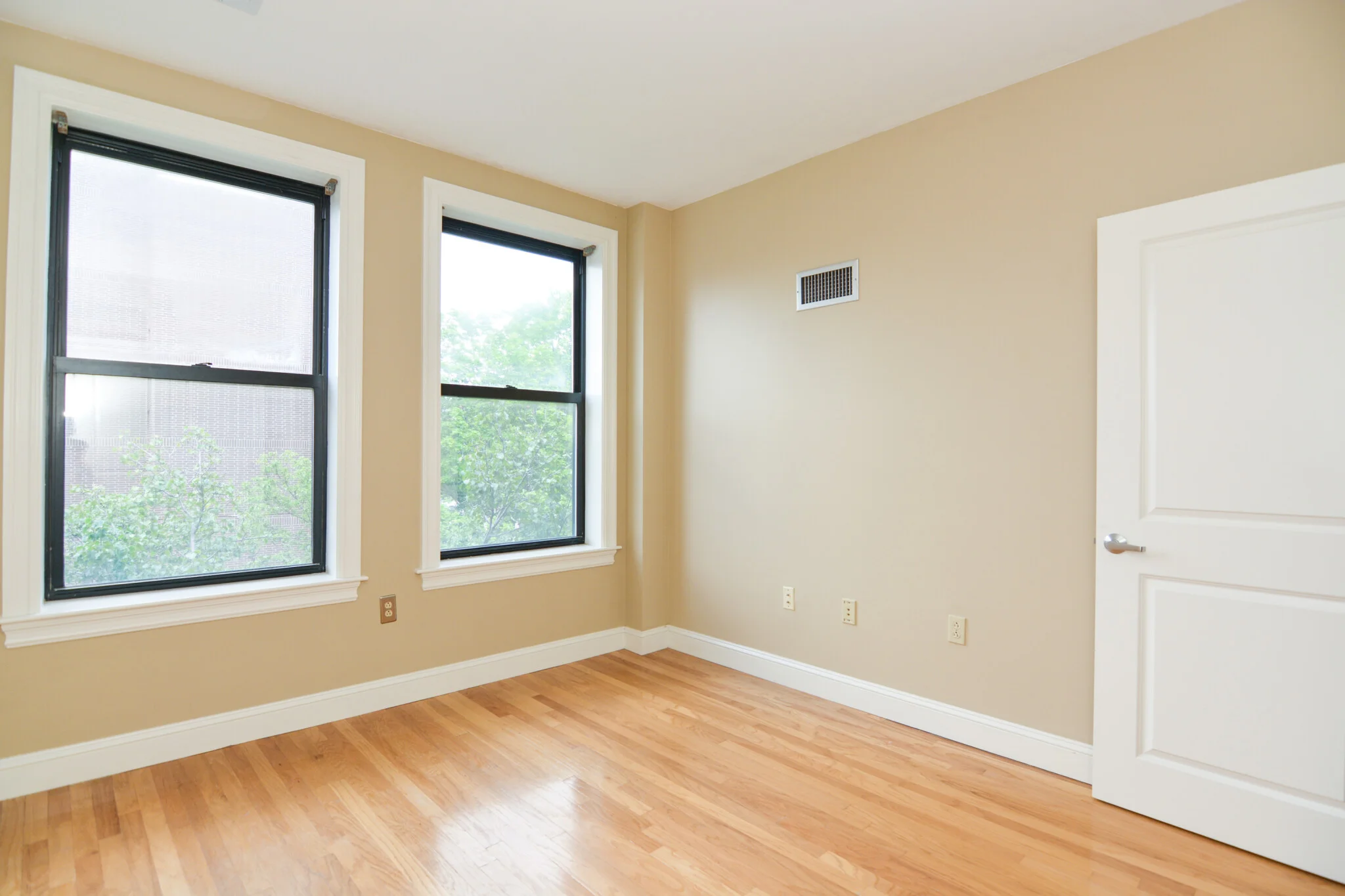 1 bed, 1 bath apartment for rent at 1723 Washington St Unit 309, South End — photo 10 of 17