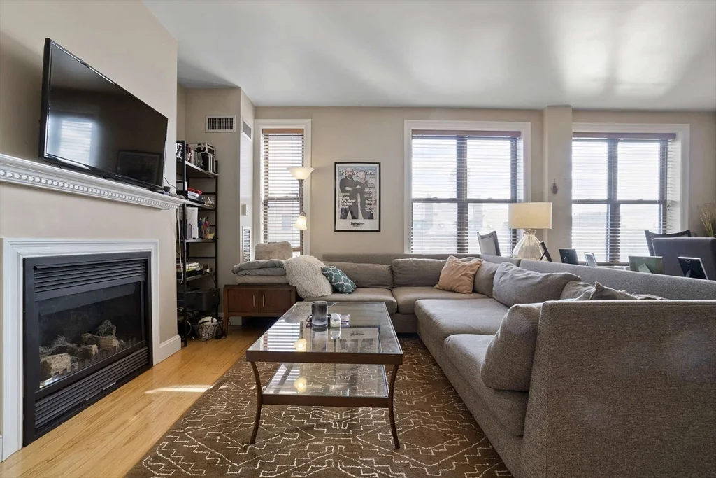 2 bed, 2 bath apartment for rent at 1723 Washington St Unit 402, South End — photo 1 of 18