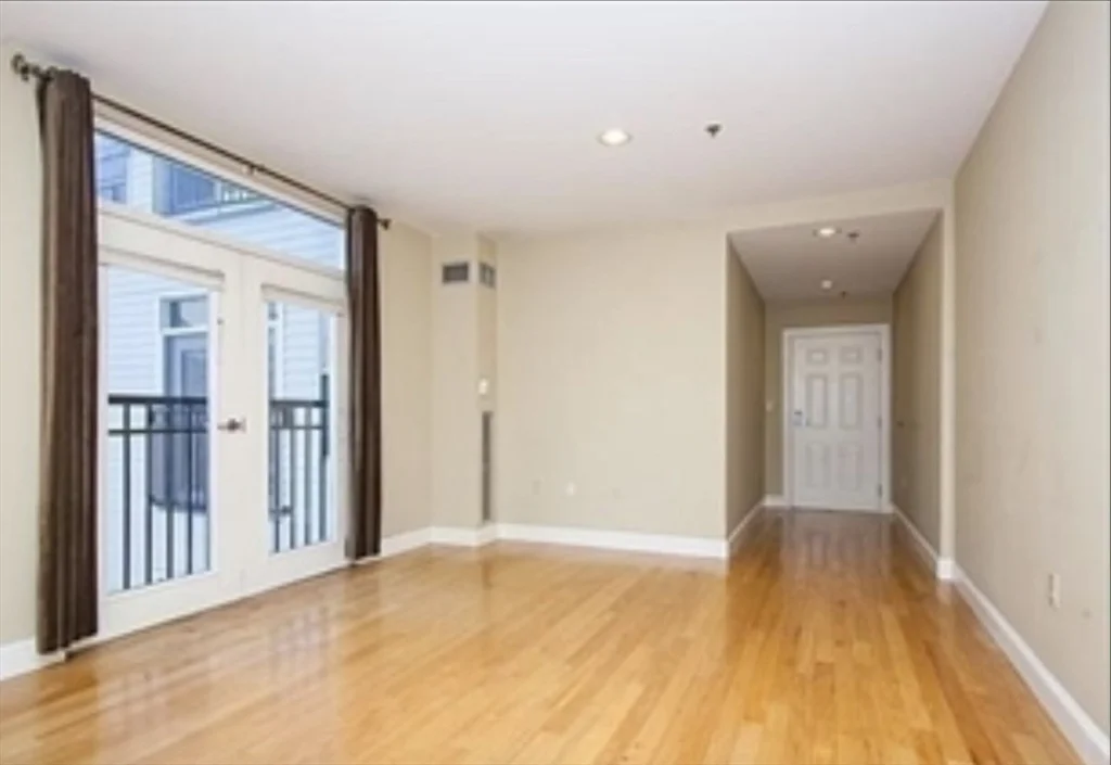 2 bed, 2 bath apartment for rent at 1723 Washington St Unit 501, South End — photo 4 of 12