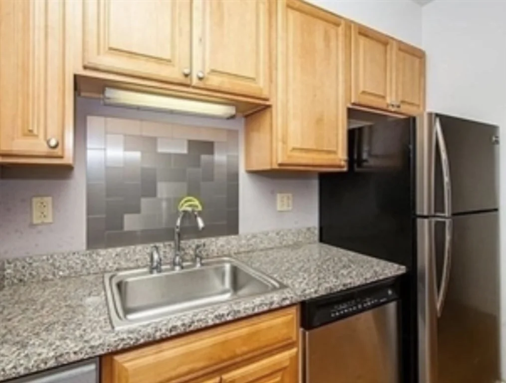 2 bed, 2 bath apartment for rent at 1723 Washington St Unit 501, South End — photo 8 of 12